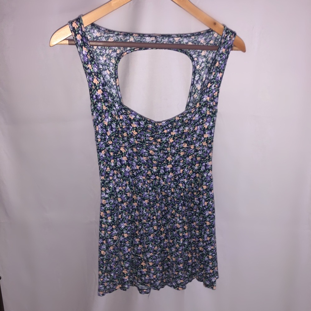 Kirra Floral Tanktop with Cutout in Back
